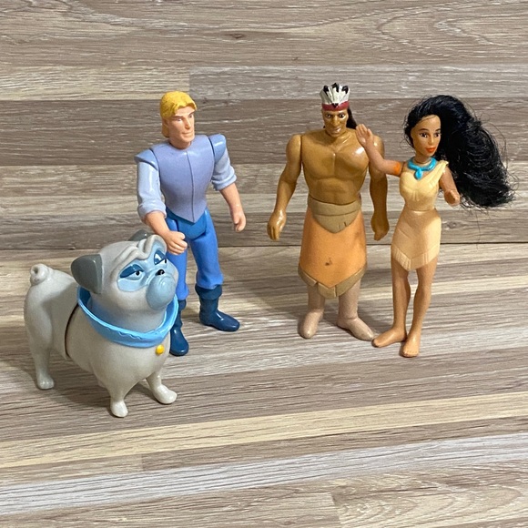 Disney Other - Disney Pocahontas Action Figures Disney